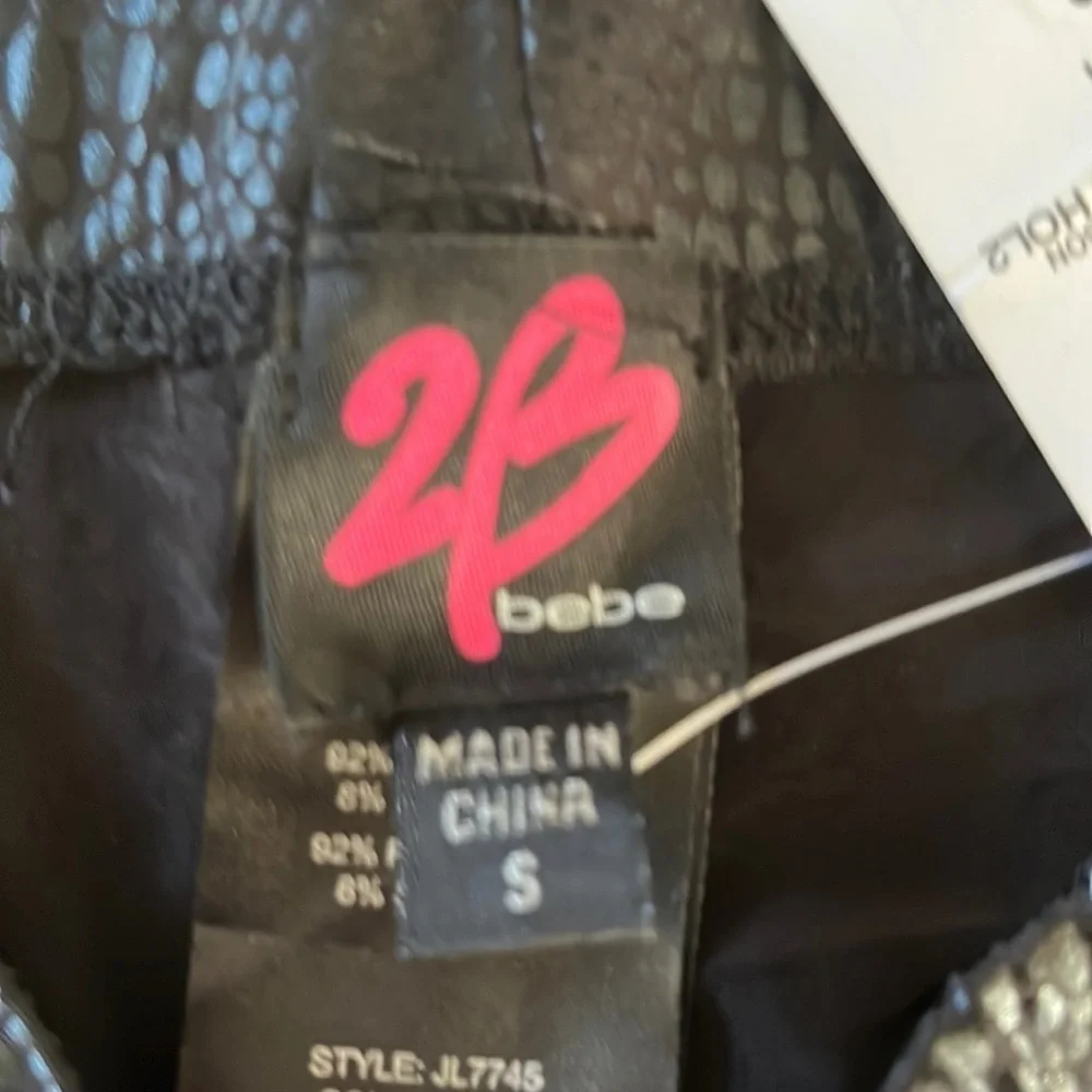 Bebe Leggings Tights 2B Black Snakeskin patterned NWT Size S